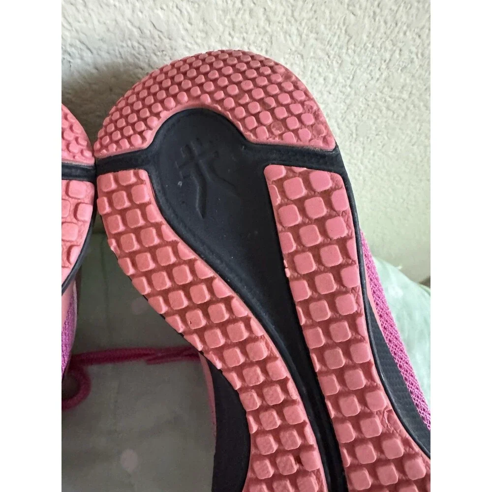 KURU Pink/Black Athletic Sneakers Women’s Style 201317 Size 6